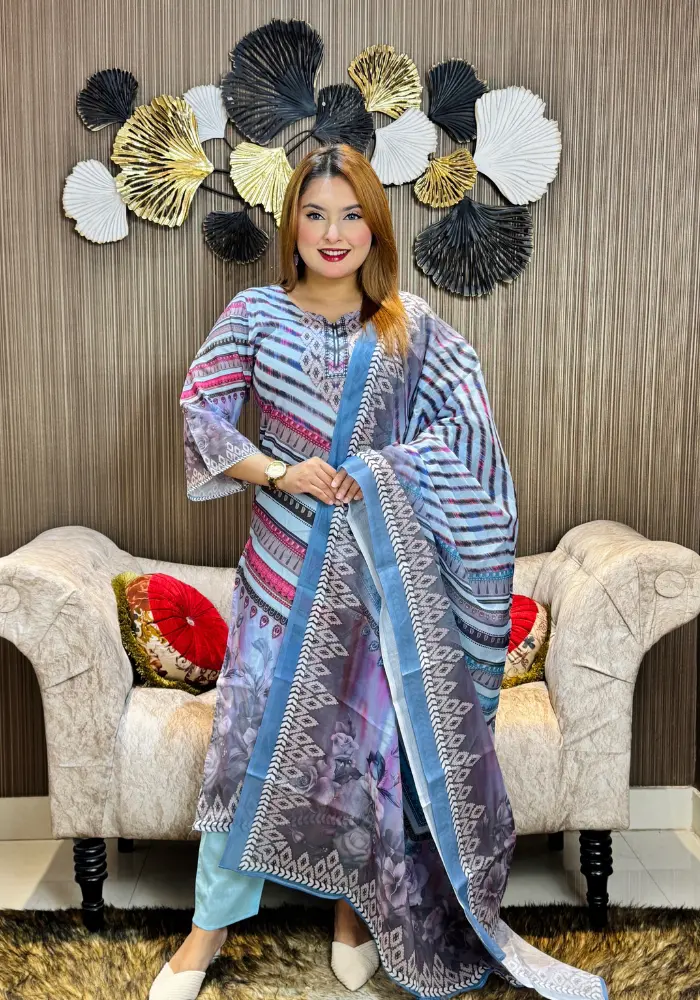 best quality three piece.beautiful salwar kameez.D17P.. best-quality-three-piece.beautiful-salwar-kameez